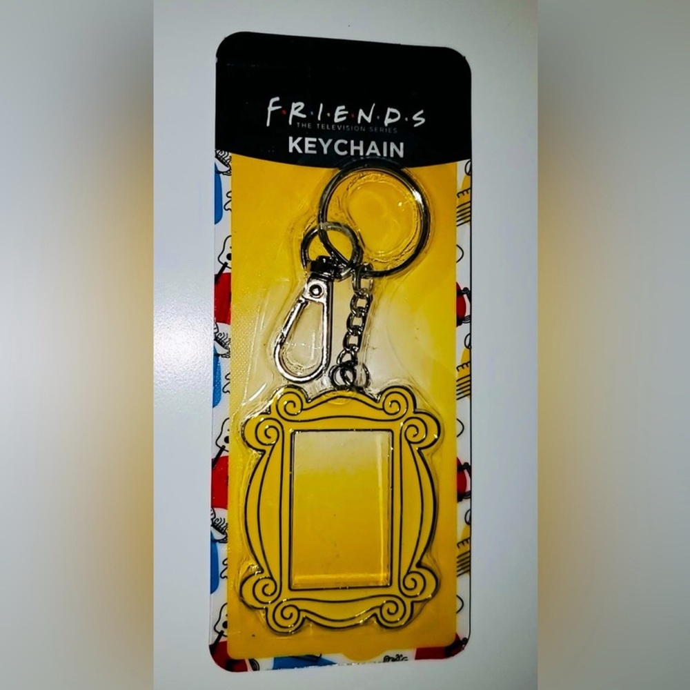 Yellow Friends Frame Keychain - Picture 4 of 4